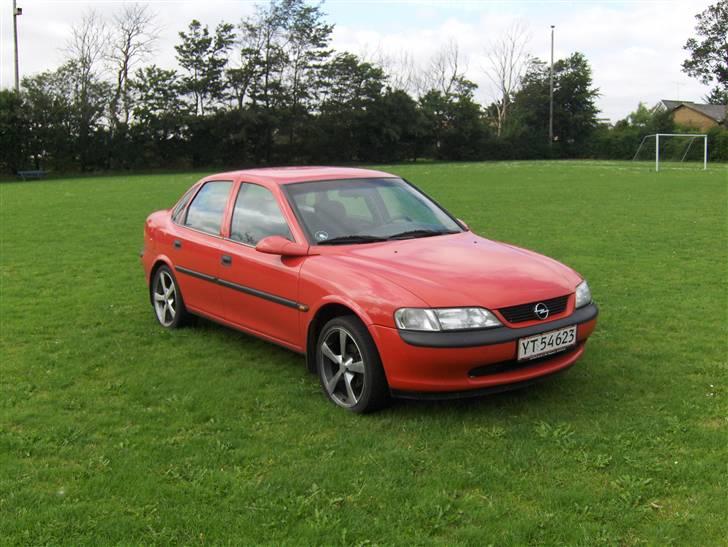 Opel vectra b billede 1