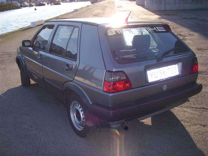 VW Golf 2 19E 1.6 Man. SOLGT - Hun ser da godt ud hva....???? billede 4