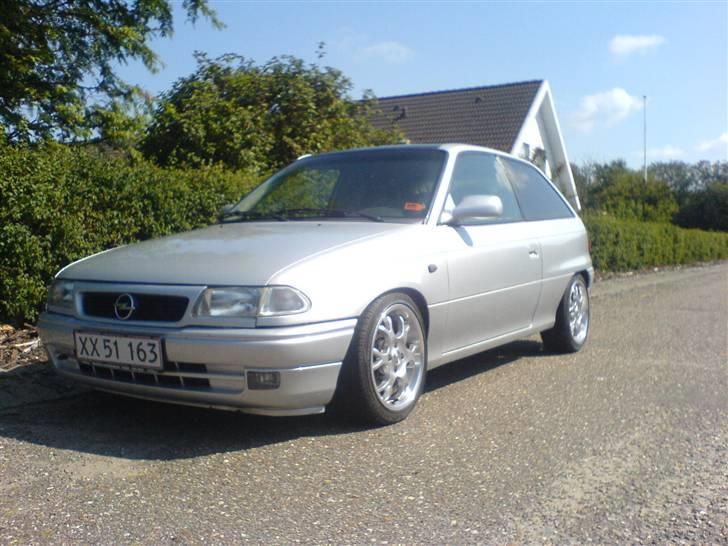 Opel Astra 1,6i 16v sport billede 8