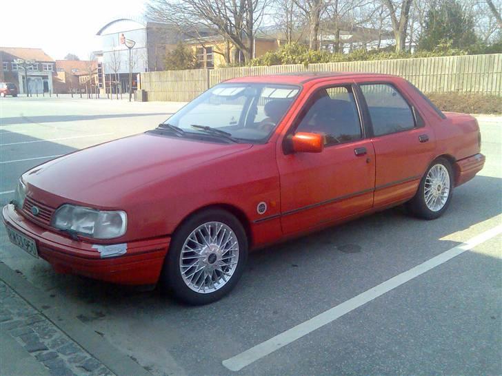 Ford Sierra 2.0i GLX SOLGT billede 1