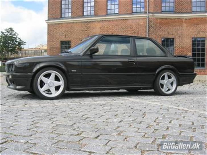 VW Golf 2 G60 (DØD) - Billedet er lånt... det er så min kommende bil.. billede 10