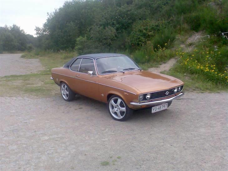 Opel manta a... MÅSKE TIL SALG billede 13