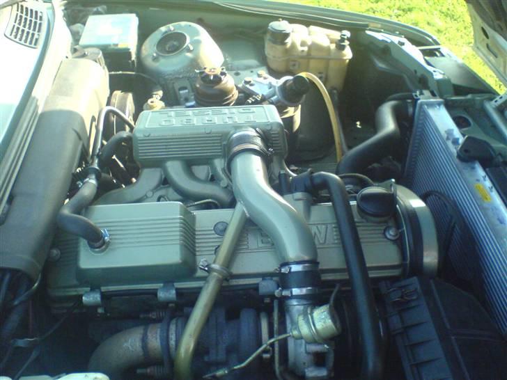 BMW 324 td touring SOLGT billede 6