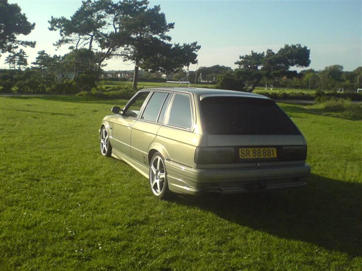 BMW 324 td touring SOLGT billede 7