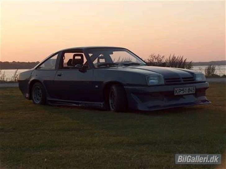 Opel Manta B 2,0S billede 4