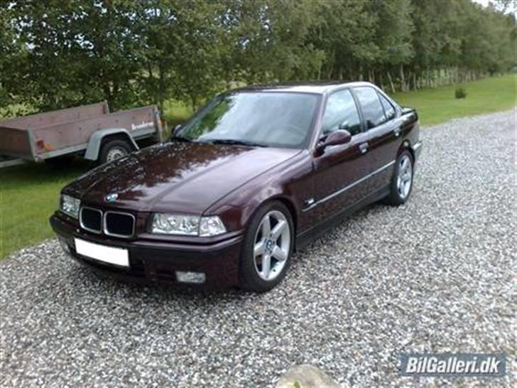 BMW E36 320i SOLGT billede 1