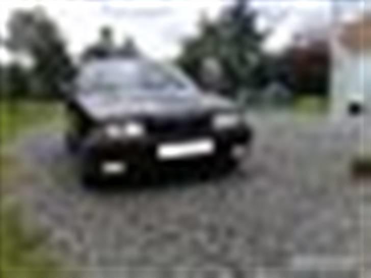 BMW E36 320i SOLGT billede 2