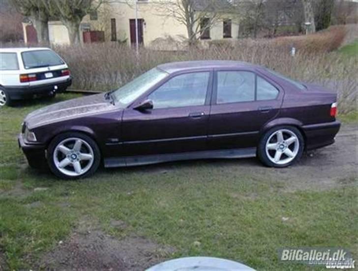 BMW E36 320i SOLGT billede 3