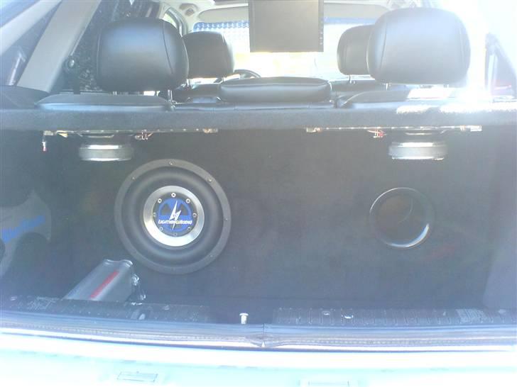 Opel Astra f Solgt - højtaler og bas billede 5