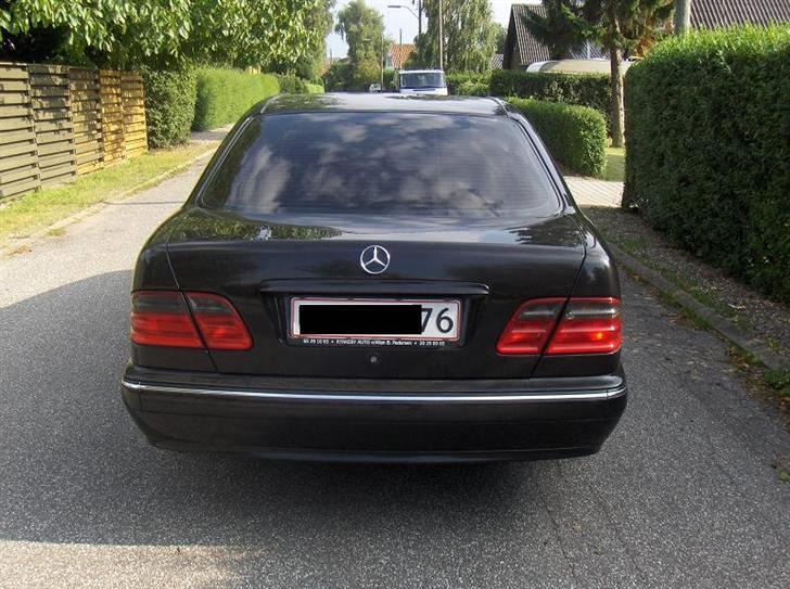 Mercedes Benz E220 Avantgarde (solgt) billede 1