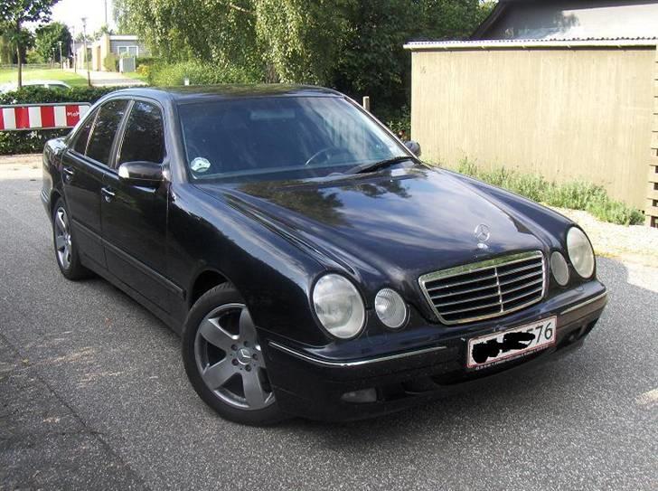 Mercedes Benz E220 Avantgarde (solgt) billede 7