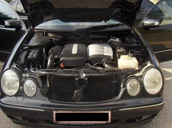 Mercedes Benz E220 Avantgarde (solgt) billede 17