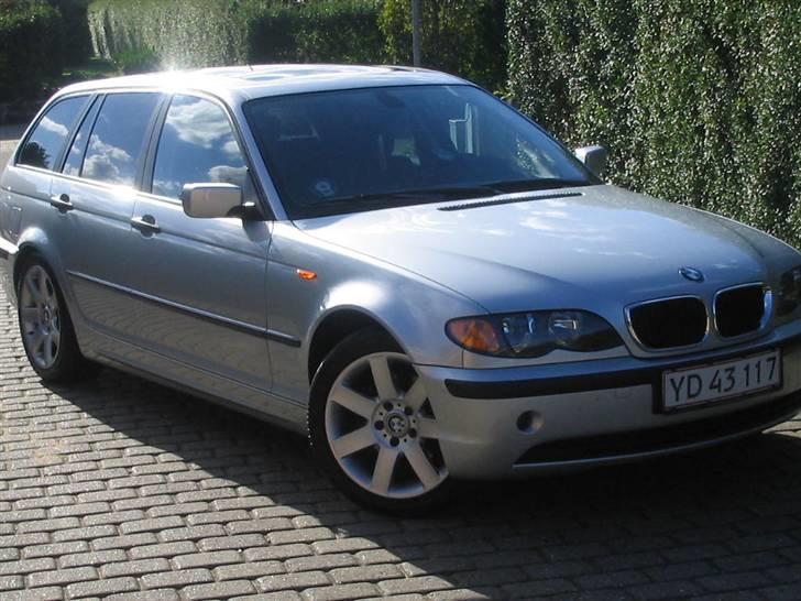 BMW 320 d st.car  billede 10