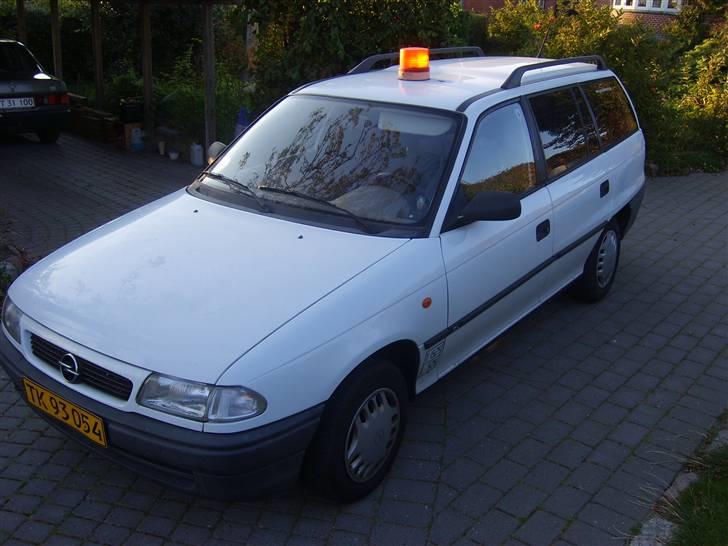Opel Astra 1,4i VAN  *SOLGT* billede 1