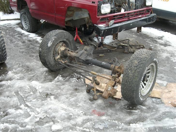 Datsun patrol Solgt - ved at skifte for akcel og styrtøj billede 11