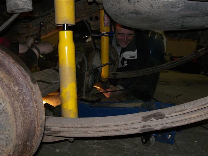 Datsun patrol Solgt - nye emu dæmpere  billede 13