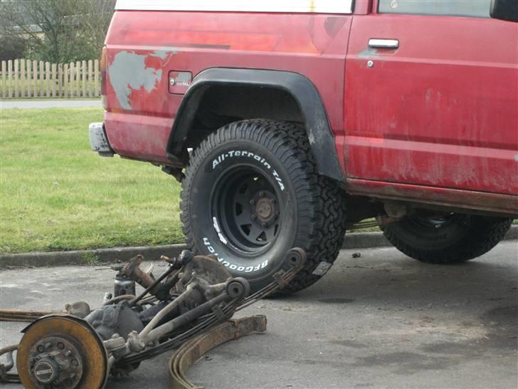 Datsun patrol Solgt - hævet og med 33"erne på. billede 16