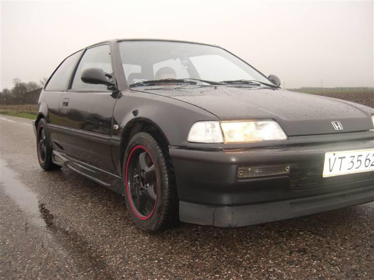 Honda Civic 1,5 16V. Solgt. billede 3