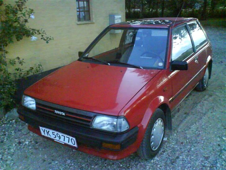 Toyota starlet "johansson"1.3 billede 1