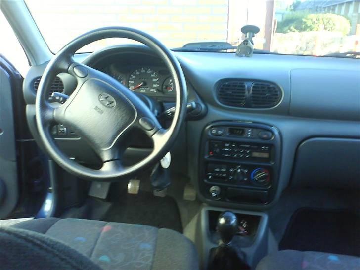 Hyundai Accent 1,5 GLS *SOLGT* - "Arbejdspladsen" billede 12