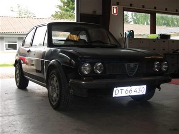 Alfa Romeo Alfasud 1,5 TI - SOLGT - Løbsklar... Så klar som den nu kunne nå at blive ;-) billede 9
