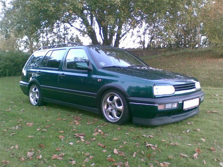 VW Golf GT TDi Variant Solgt - Så kom den ned på maven :) billede 1