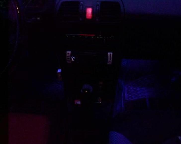 Mazda 323F **SOLGT* billede 5