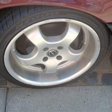 Opel Vectra 2000 (solgt)