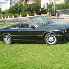 BMW 325i cab (solgt)