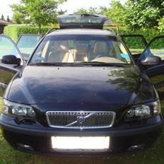 Volvo v70 2,3 T5