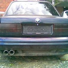 BMW e30 320i solgt