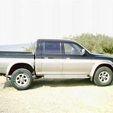 Mitsubishi L200 strada   *SOLGT*
