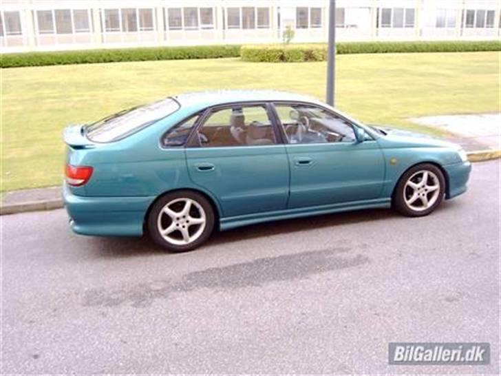 Toyota carina e xli død billede 6