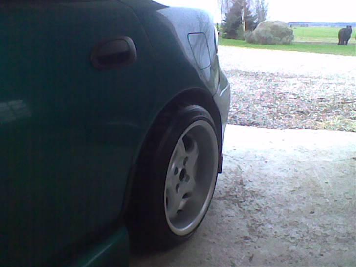 Mazda 323F Ba ^solgt^ billede 11