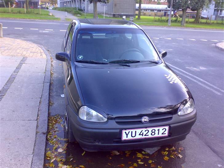 Opel Corsa B smadret billede 2