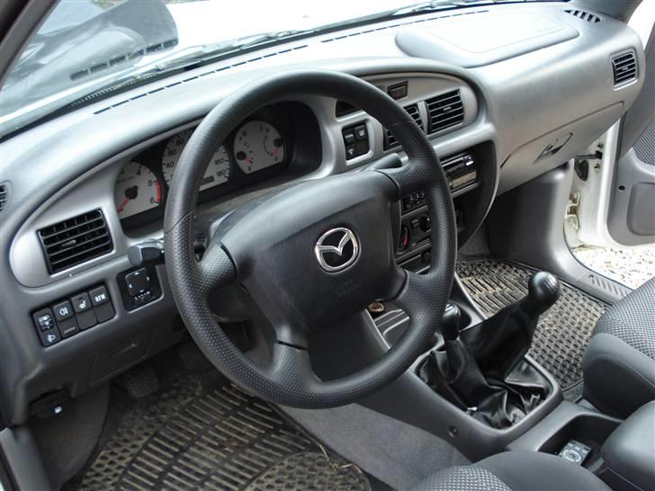 Mazda B 2500 billede 5