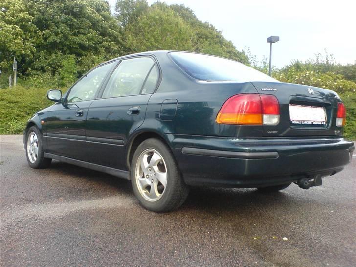 Honda Civic VTi SKADET :( billede 2