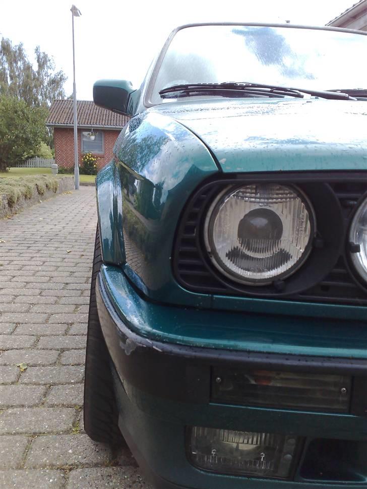 BMW E30 325 i Touring (SOLGT)  billede 4