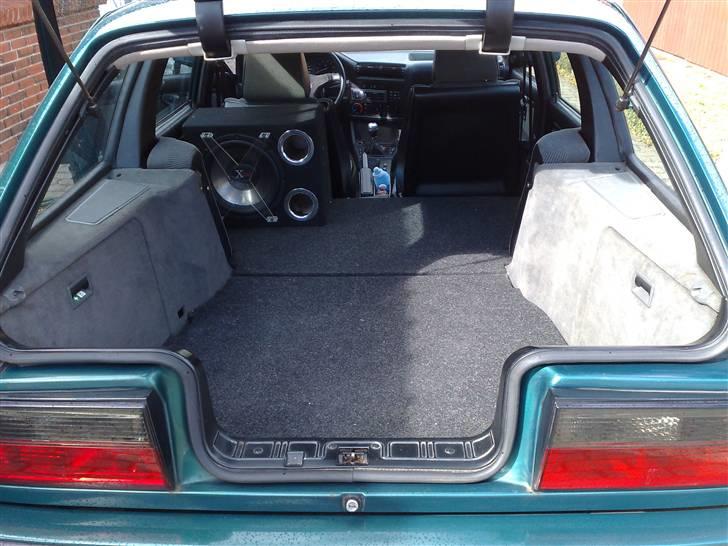 BMW E30 325 i Touring (SOLGT)  billede 5