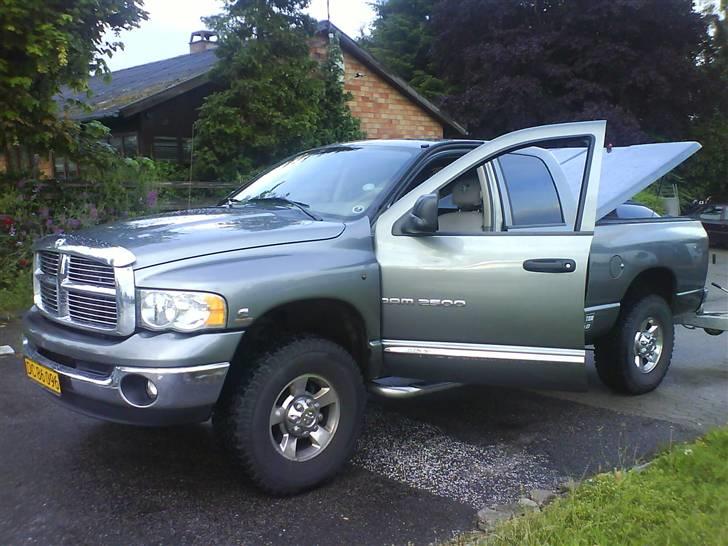 VW 1303 Solgt - Når den endelig skal gå i stykke kan man jo lige så godt få den transporteret med stil :D billede 14