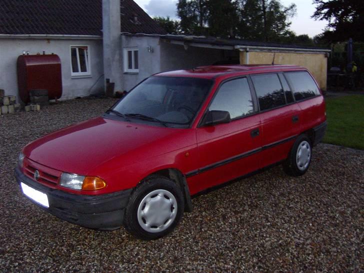 Opel astra f stcar ((SOLGT)) billede 4