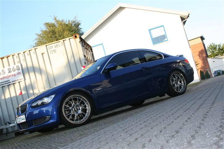 BMW 335i coupé billede 1