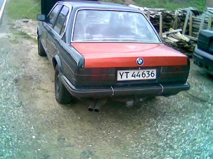 BMW 320i solgt billede 5