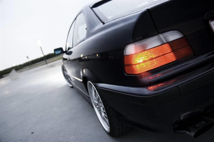 BMW 325i Coupe! - Solgt billede 5