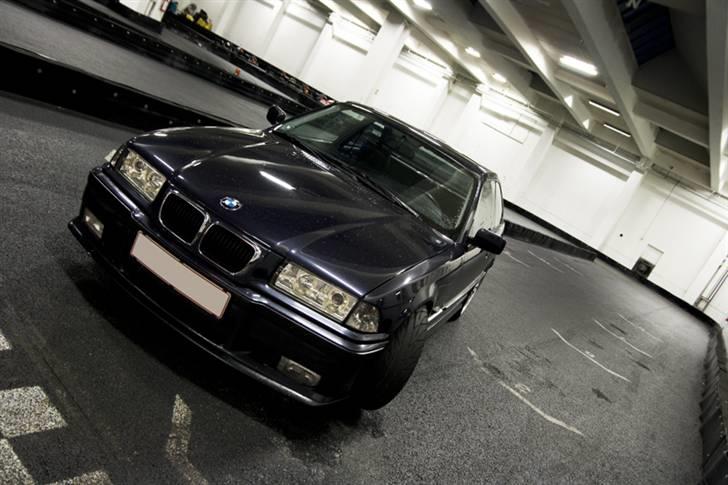 BMW 325i Coupe! - Solgt billede 9