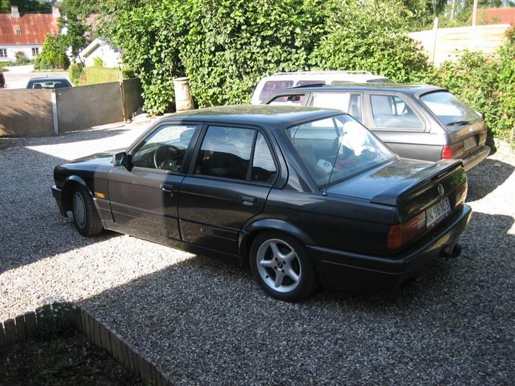 BMW 325 touring - min 320 kørte også godt synens bare lige i skulle se den billede 13