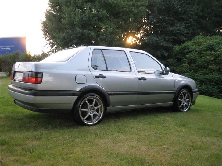 VW Vento TD # Solgt # - 17" Icelip alu billede 3