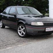 Opel Vectra a 1,8i  "SOLGT"