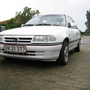 Opel Astra F