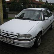 Opel Astra F